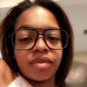 Meet your Posher, Montea